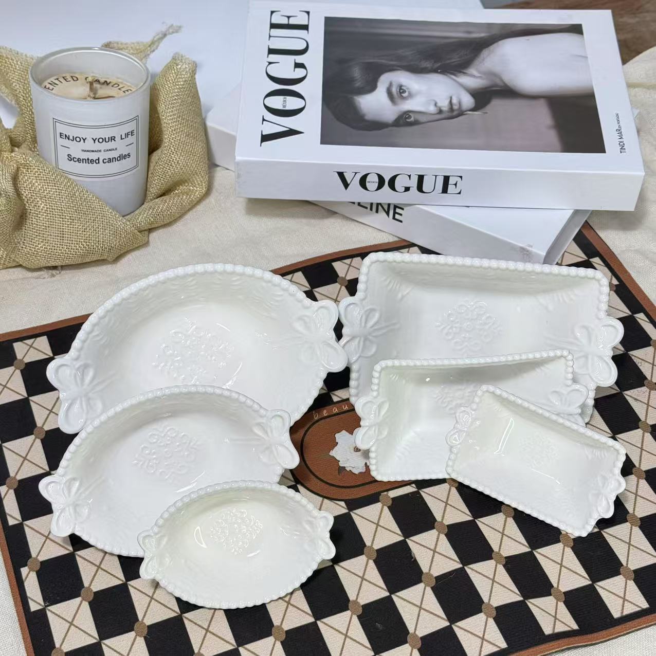 Plato Pequeño de Cerámica para Condimentos Cerámica Diseño en Relieve para Hoteles y Aperitivos