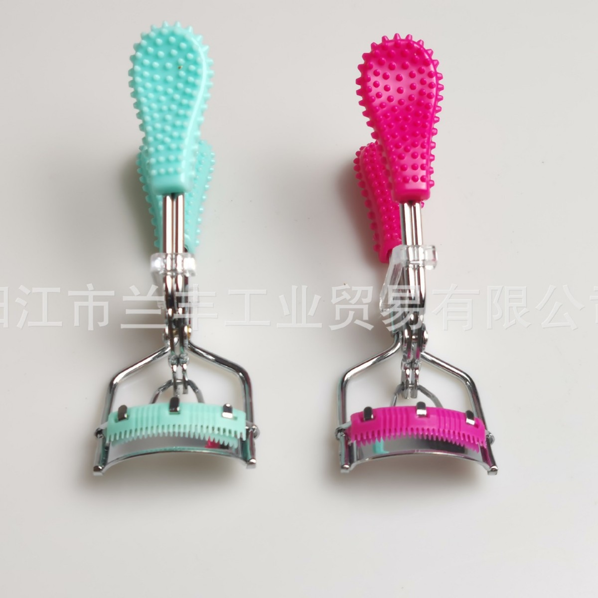 Clip de pestañas con pestañas de curva natural de curva de estilo duradero bienvenido a la muestra para agregar un diseño personalizado