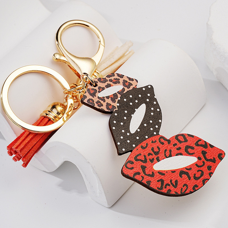 Simple Style Lips Tassel Metal Women's Bag Pendant Keychain display picture 3