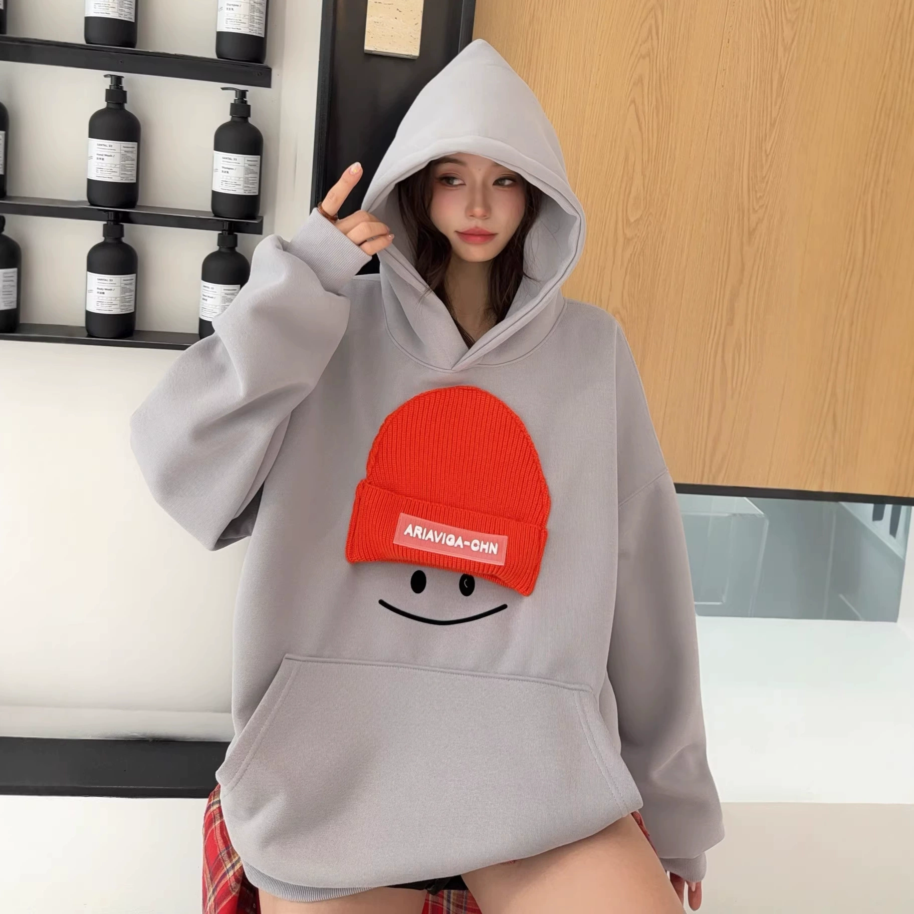 小帽笑脸连帽卫衣女2026新款爆款春季宽松大码上衣时尚洋气外套