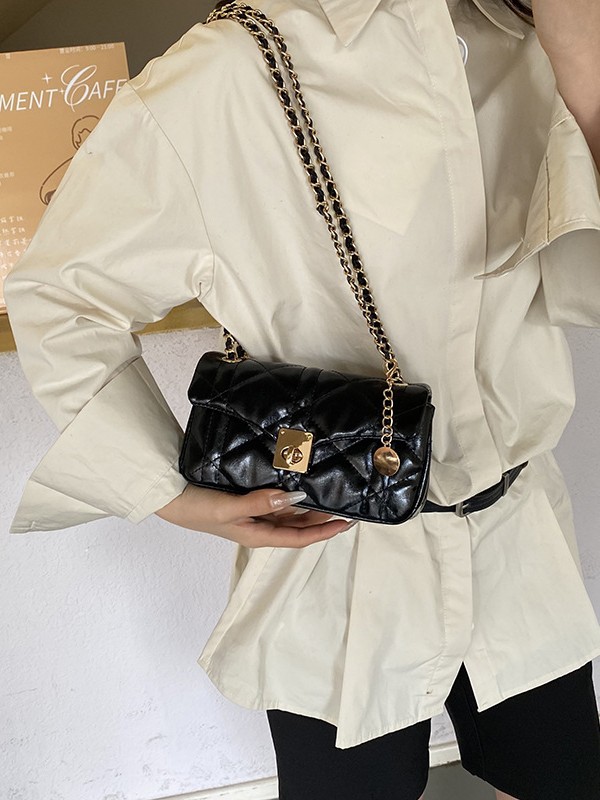Bolso de cadena de estilo super fuego Xiaoliang 2026 nueva moda versátil bolso de hombro exquisito bolso de hombro