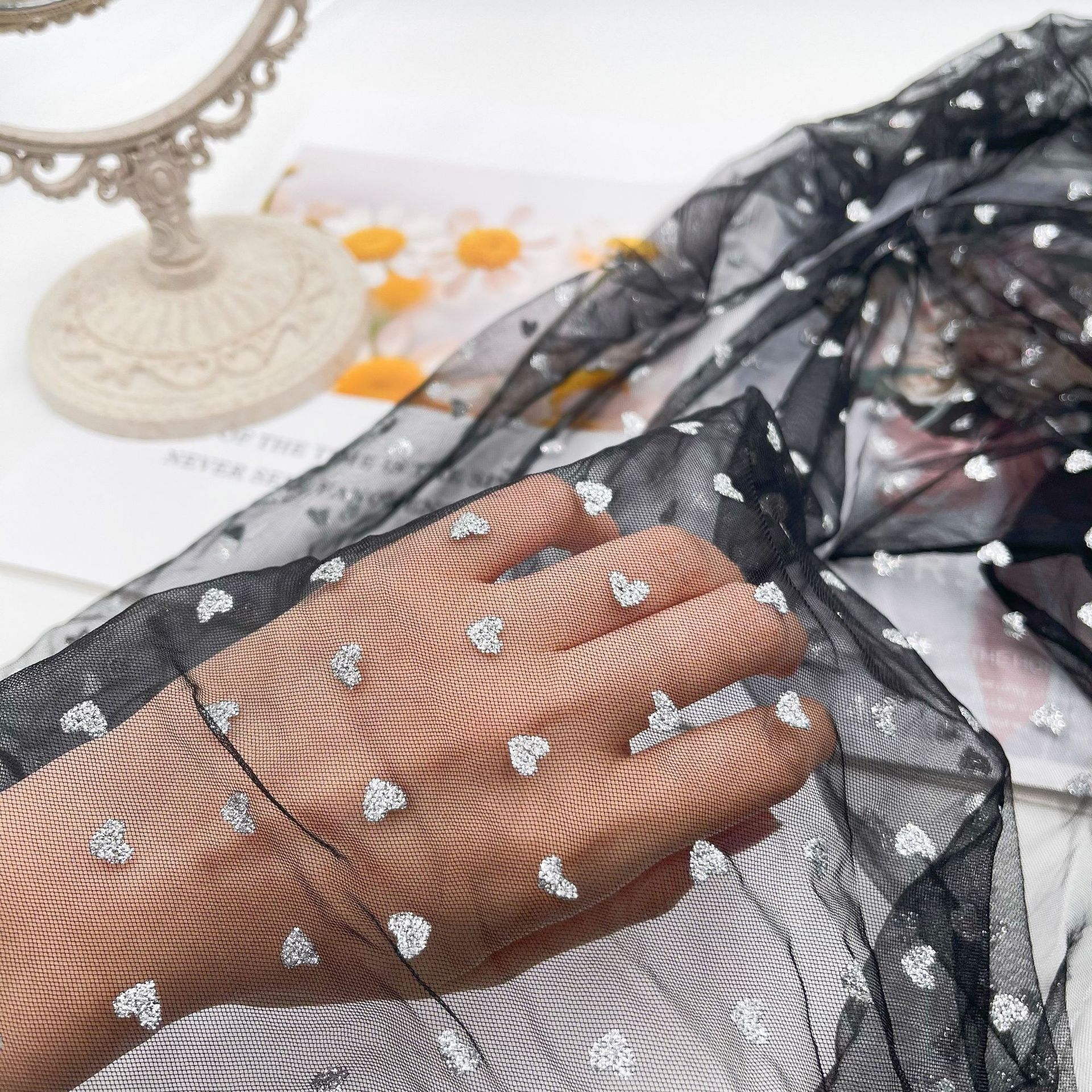 Malla de malla después del procesamiento dorado polvo de impresión oro rosa plata Rosa amor hilo ropa para niños hanfu vestido Lolita tela