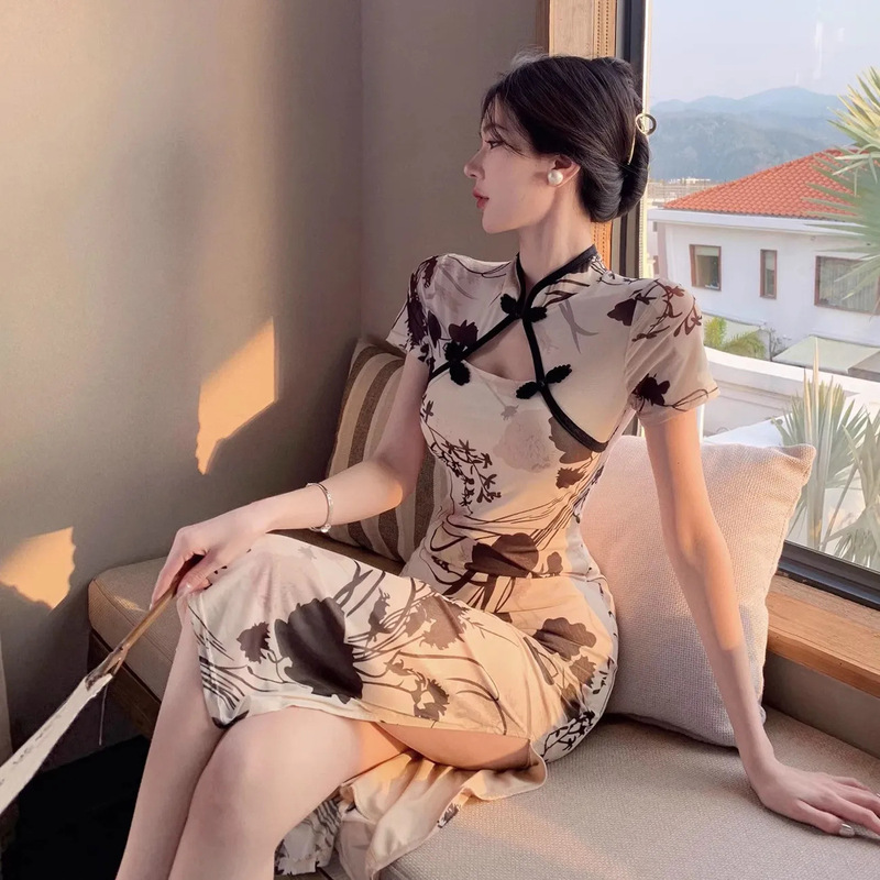 Fashionable and Simple Cheongsam for Young Girls, Retro Printed Waist Slimming Improved Chinese Dress for Women Summer