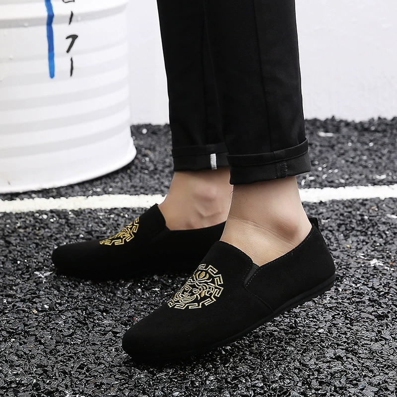 Мото обувь мужская ленивая обувь универсальная обувь в Корейском стиле мужская повседневная обувь молодые быстрые руки красные в том же стиле Мужская мото обувь модная