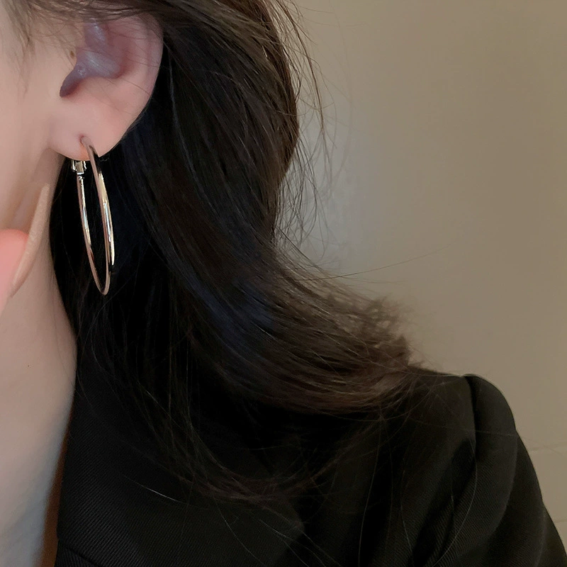 Серебряная игла, дизайн серьги, стиль легкой роскоши, стиль высокого качества, оптом