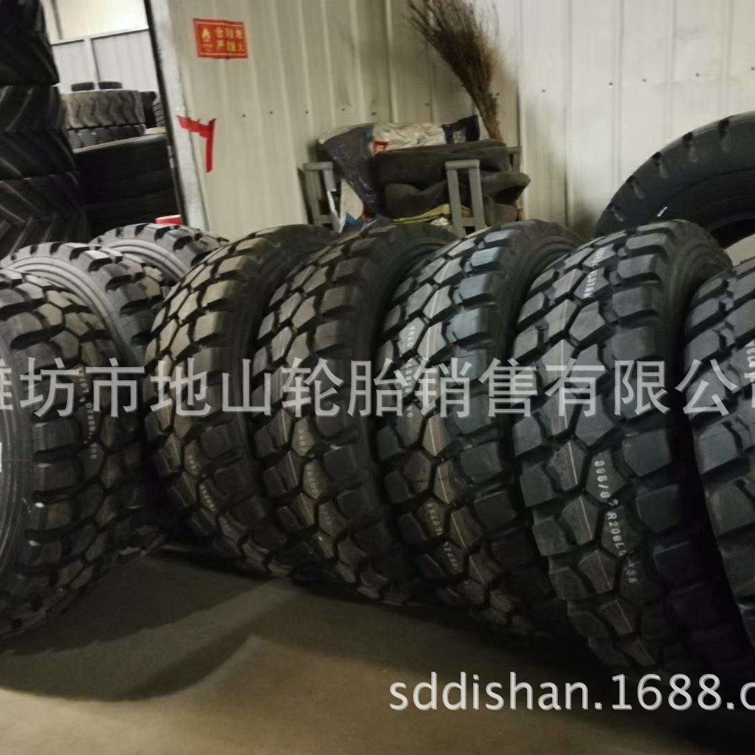 长期供应395/85R20钢丝子午线越野轮胎