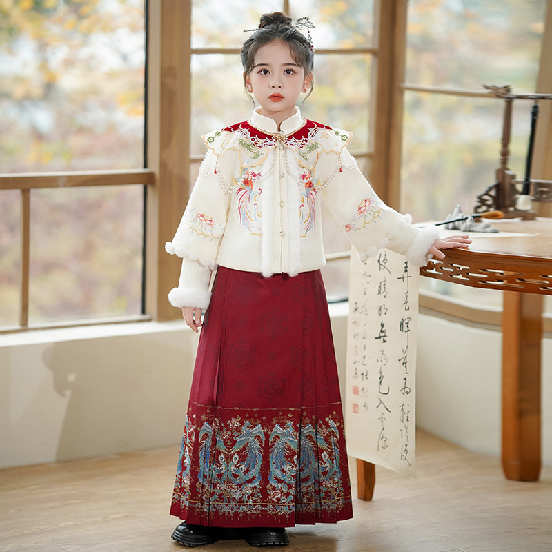 新年衣服冬季女孩漢服唐裝2024新款秋冬兒童拜年服冬款馬面裙女童