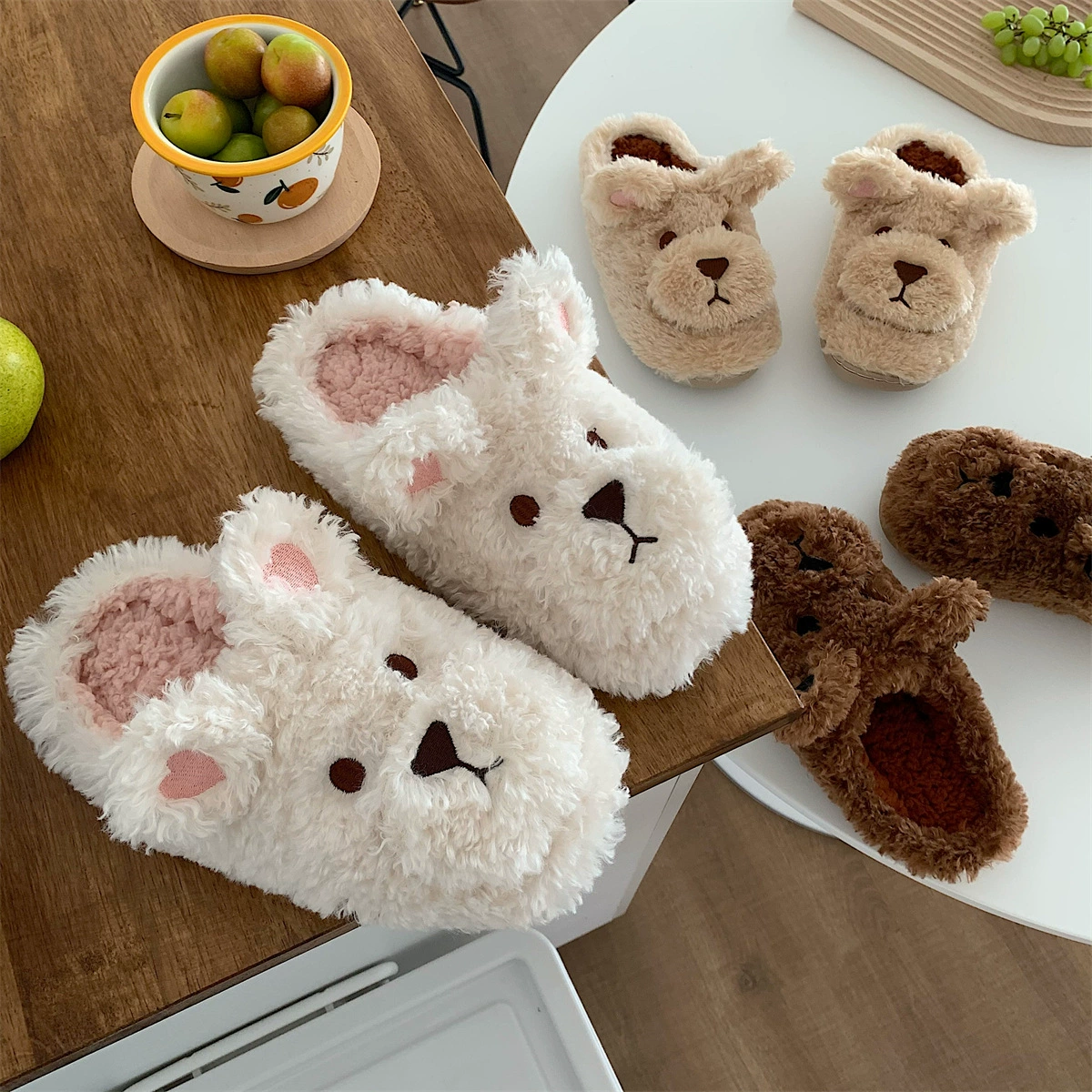 Тонкие женские зимние теплые пушистые туфли