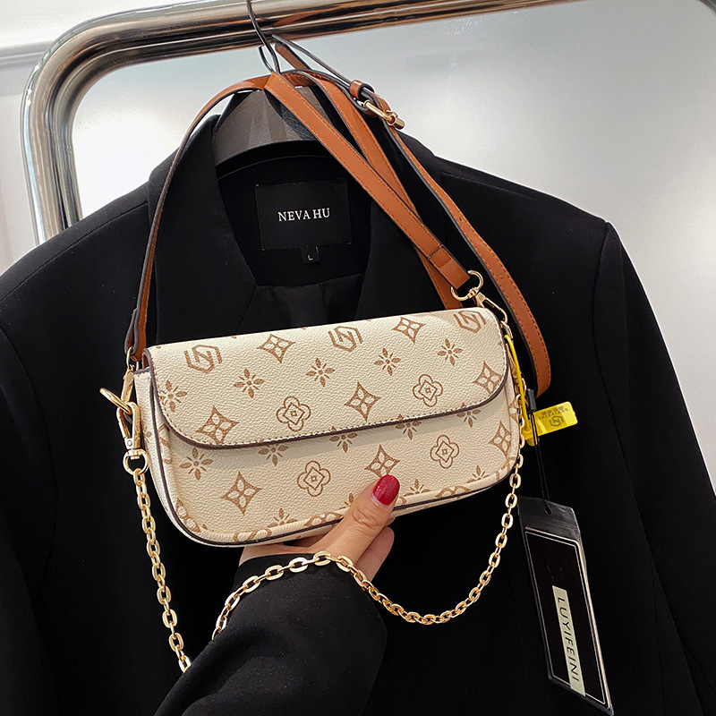 2024新款時尚印花潮流包包女包百搭單肩包斜挎包高級感設計腋下包