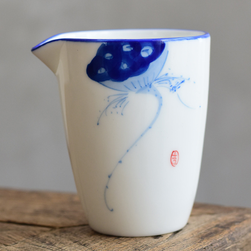 Pintado a mano justo taza de té dispensador de té hogar blanco porcelana cerámica uniforme taza de té japonés mar Kung Fu juego de té ceremonia del té Accesorios