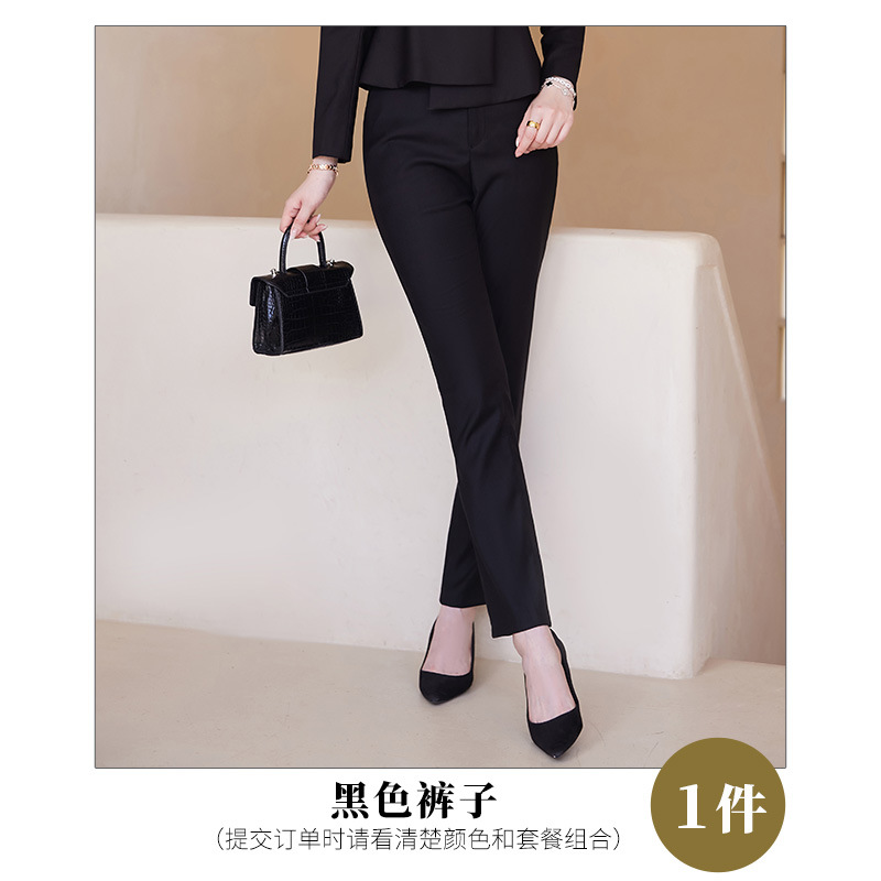 Черные брюки