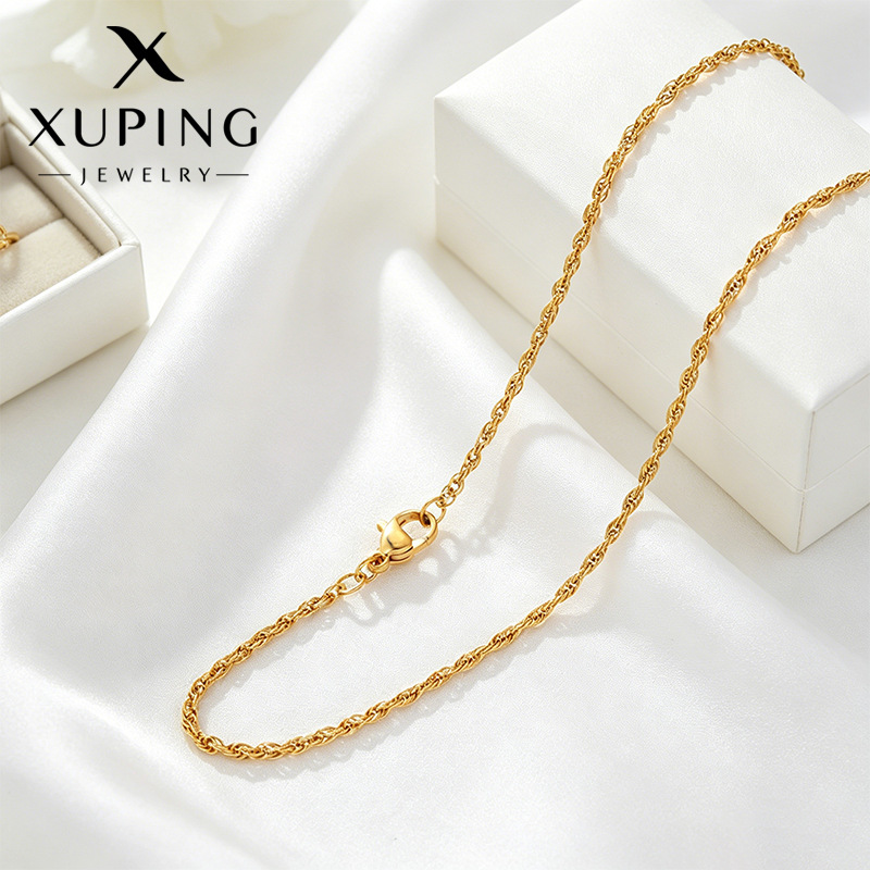 Xuping Europa y los Estados Unidos transfronterizos de acero inoxidable 24k collar de color simple diario collar de cadena de botón de langosta collar al por mayor mujeres