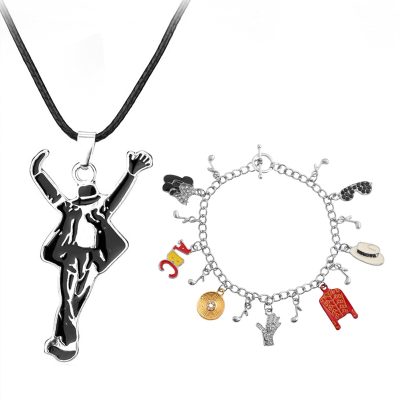 New European and American Punk Rock Band Accessories: Necklaces, Bracelets, Personalized Hats, Glasses, High Heels, Metal Pendants
