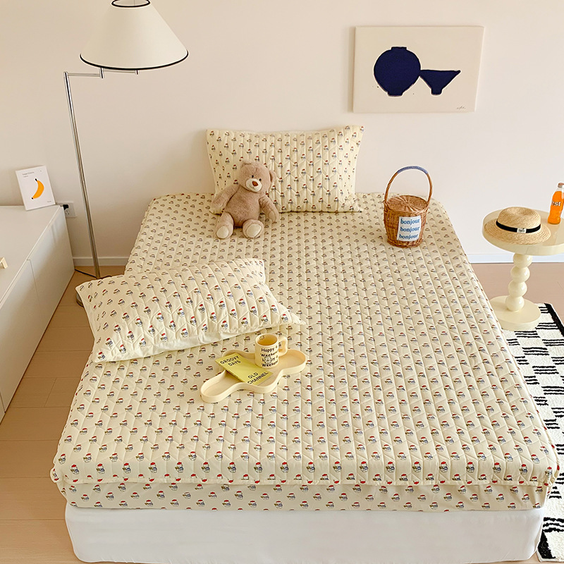 Highlight! ins Cotton Padded Bed Cover Three-piece Set Thickened Non-slip Cotton Bed Cover Simmons Mattress Protective Cover