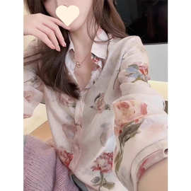 复古文艺显瘦V领碎花纯欲衬衫夏季新款轻薄印花宽松气质衬衫上衣