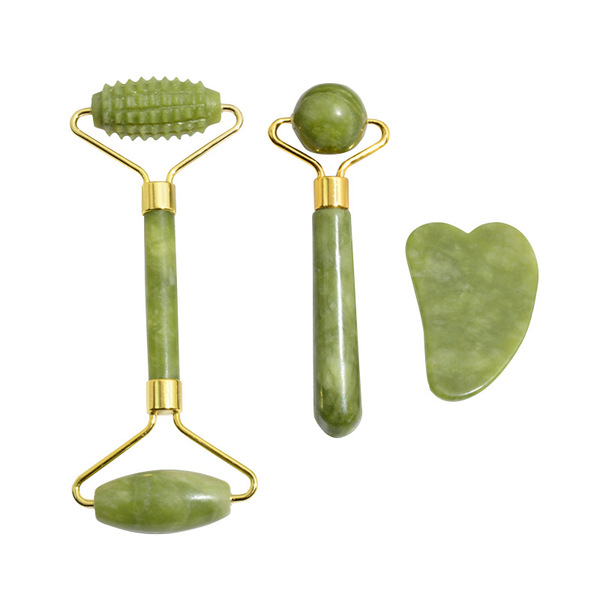 Cosmetic massager for face for training