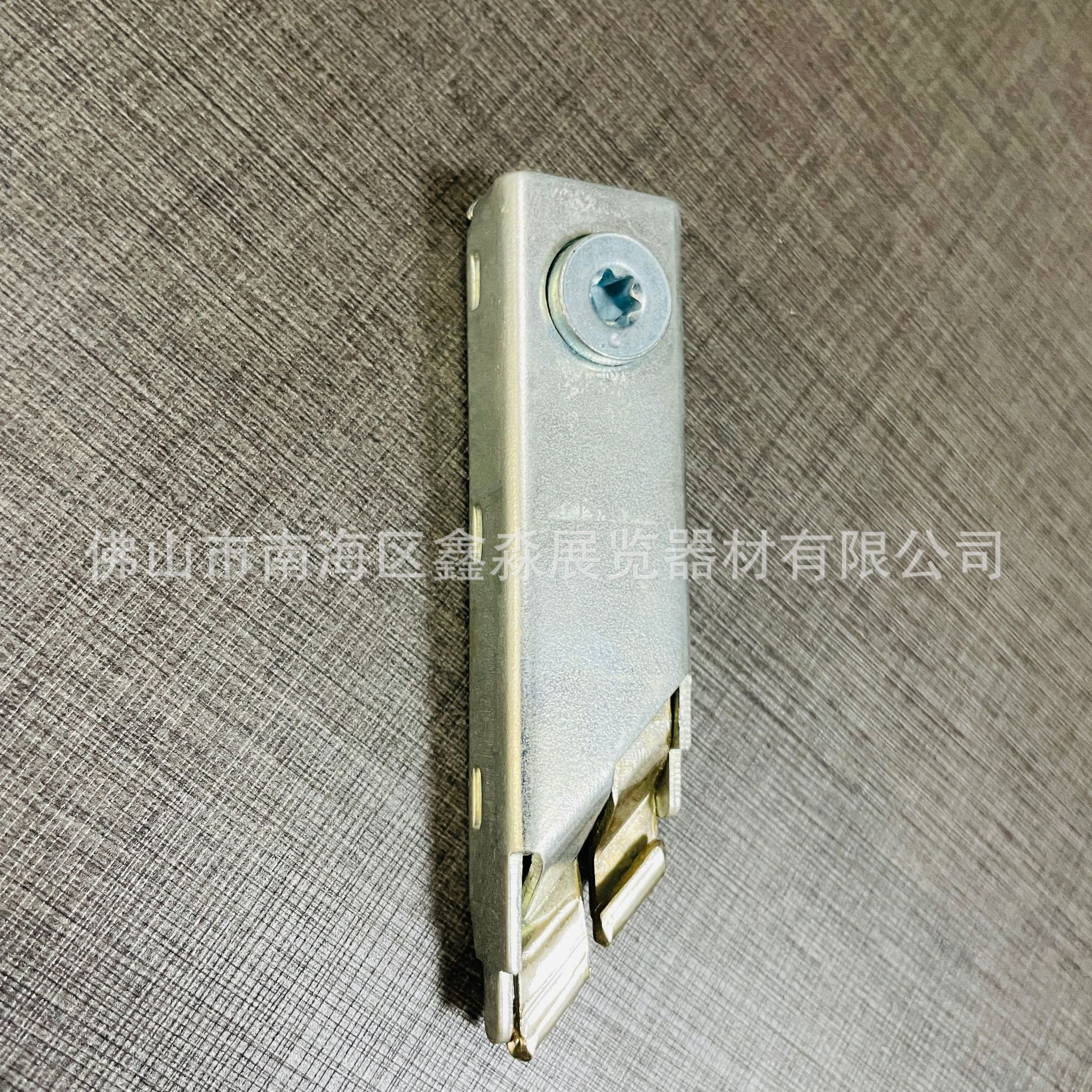 ֱ�� ����������Ƥ�� ��������� չ���� ������� ��� չ������