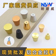 �F�ν�ɫ�A���X�Ͻ����ּҾ߹�ˇƷ���̼�t��tС����