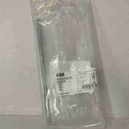 ABB	低压电气	OXS6X180	10092100	门上安装套件