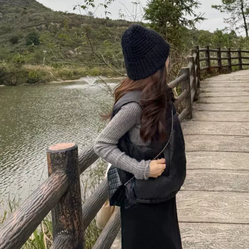 Корейская версия иностранного плеча пухового хлопчатобумажного жилета женская модель 2025 новая весенняя мода на улице