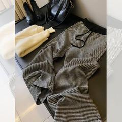 2025新型フランス高級感千鳥格広腿ズボン春の小衆が垂れ下がっている感じがします。