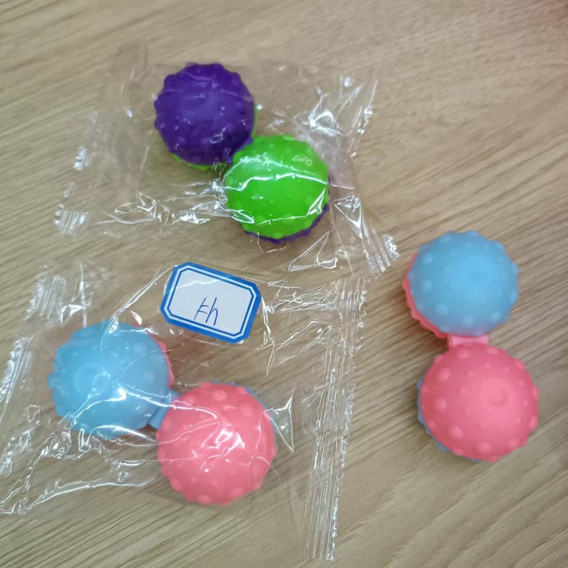 Bola de masaje de descompresión Gyro de la punta del dedo Internet celebridad juguete transfronterizo cuchillo de rábano 3D gravedad descompresión juguete Rob cuchillo