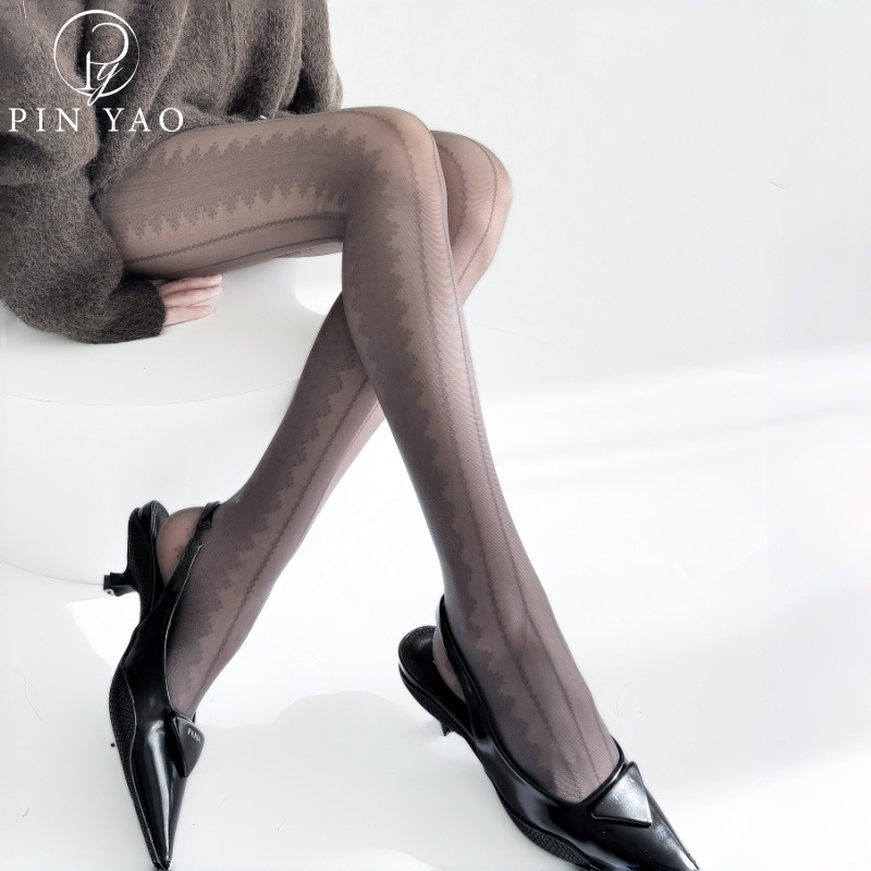 Spring and Autumn Thin Pantyhose with a Bare-Leg Effect, Lace Stockings with a Sexy Striped Design, White Sheer Stockings