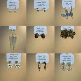 项链;耳钉;手链