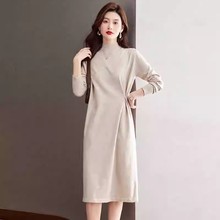 春秋季半高领新款中长款连衣裙时尚宽松显瘦气质高雅过膝针织长裙