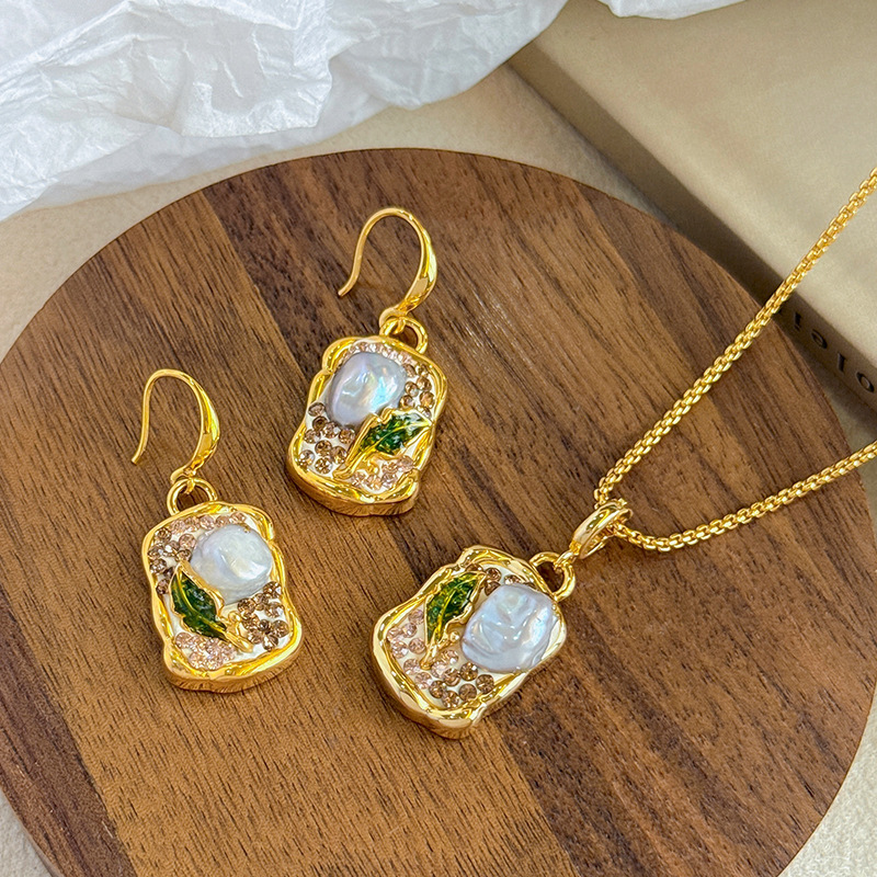 Nala Soft Clay Photo Frame Glazed Earrings Necklace Set Niche Versatile Necklace for Women Light Luxury Niche Clavicle Chain