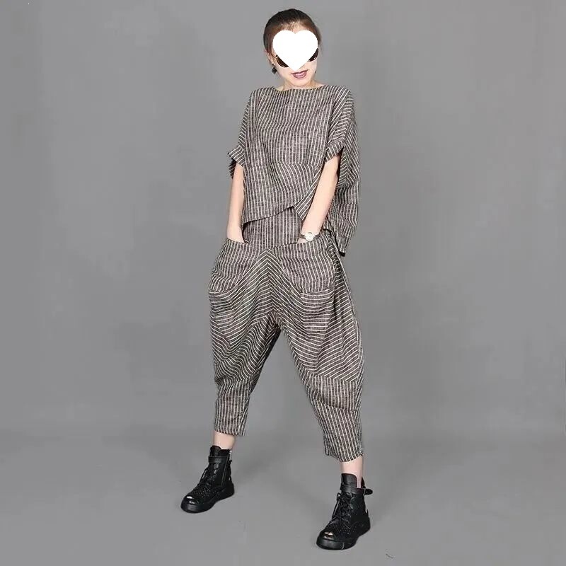 Summer New Vintage Artistic Striped Casual Set for Women, Plus-Size Loose Short-Sleeve T-Shirt Top and Cropped Lantern Pants