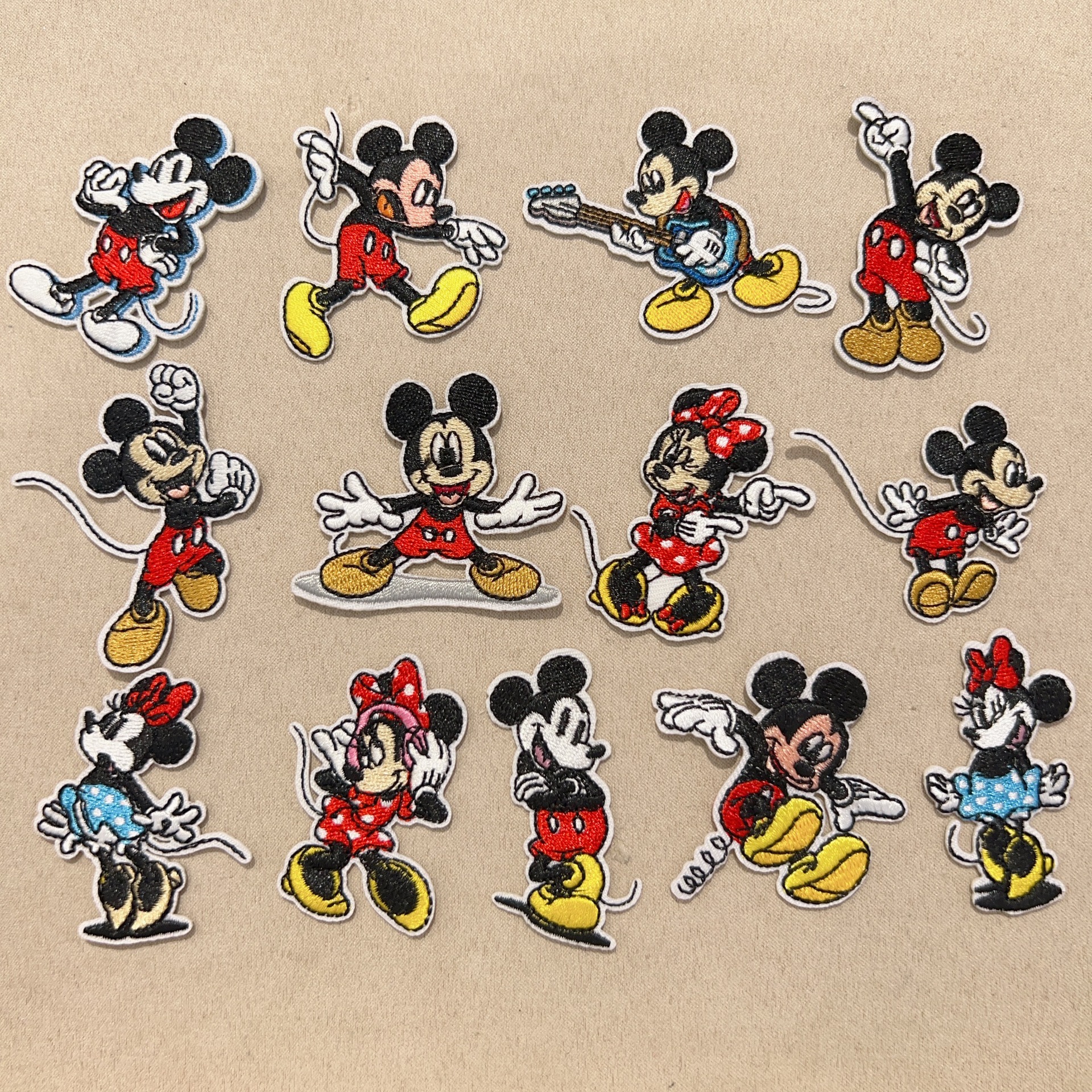 卡通米奇刺绣标背胶布贴儿童服装贴花配饰补丁贴包包鞋帽魔术贴