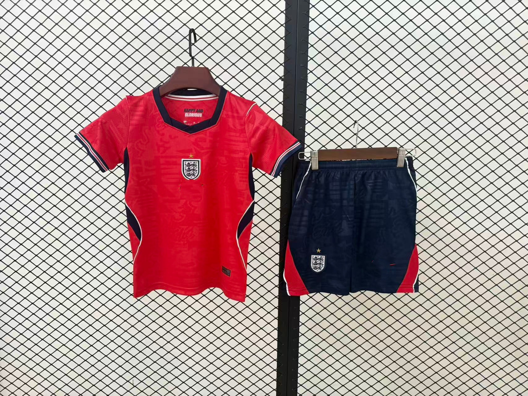 26-27 Inglaterra en casa