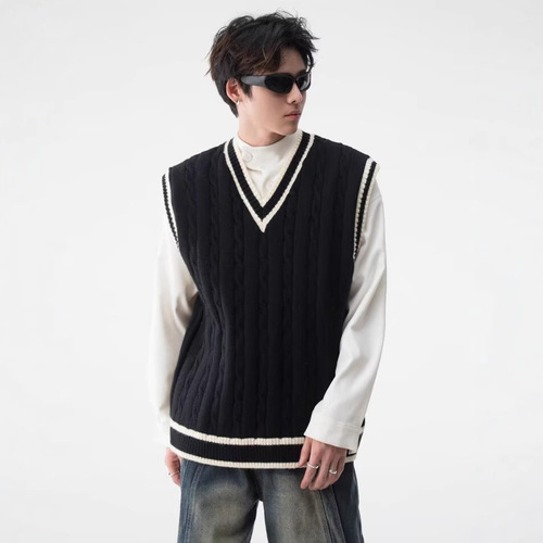 Preppy Style V-Neck Knitted Vest for Men—Autumn/Winter American Vintage Loose Sleeveless Sweater Vest, Pullover Waistcoat, and Jacket