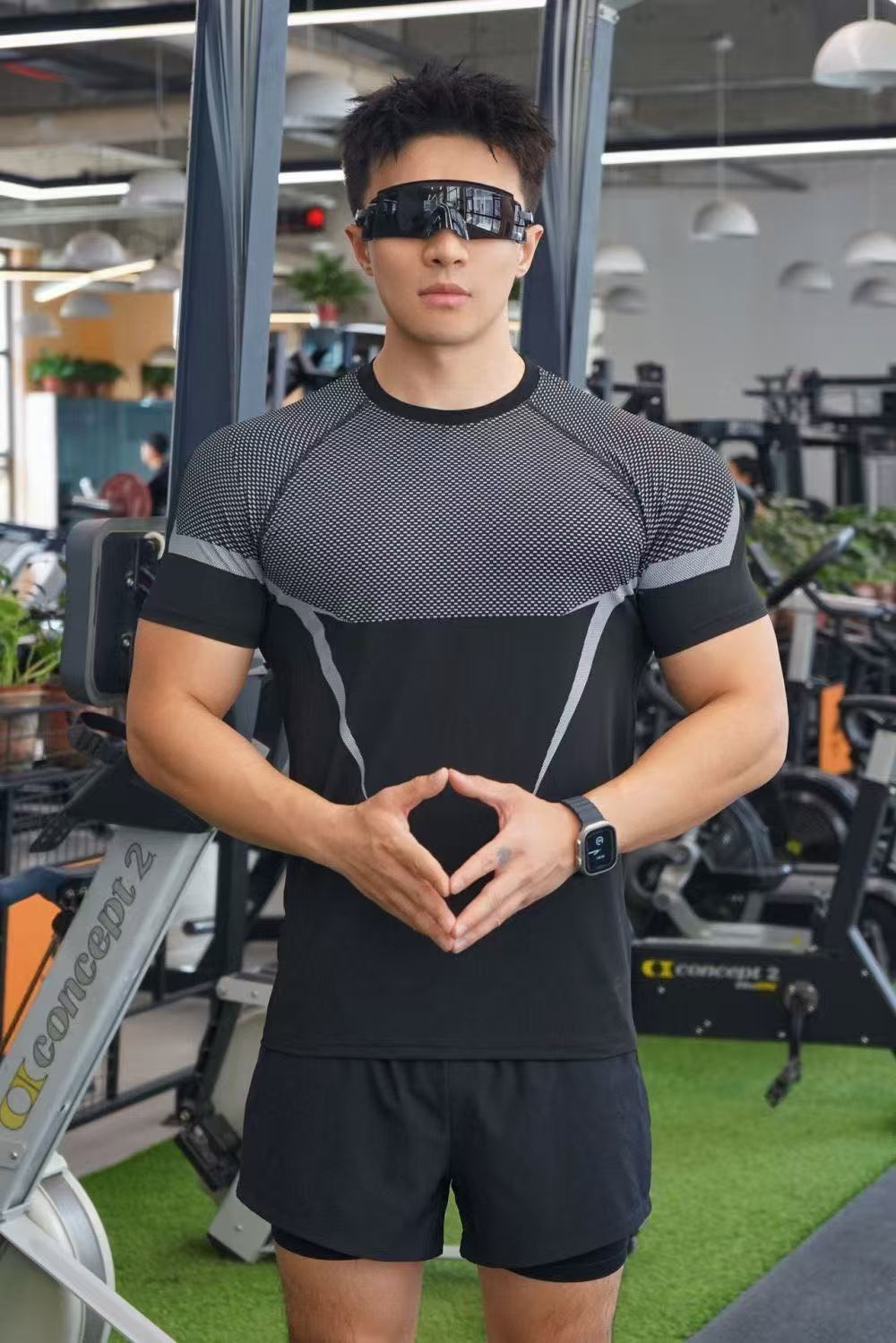 Men's Fitness T-shirt Seamless Quick Drying Breathable Oversized_voghion.com