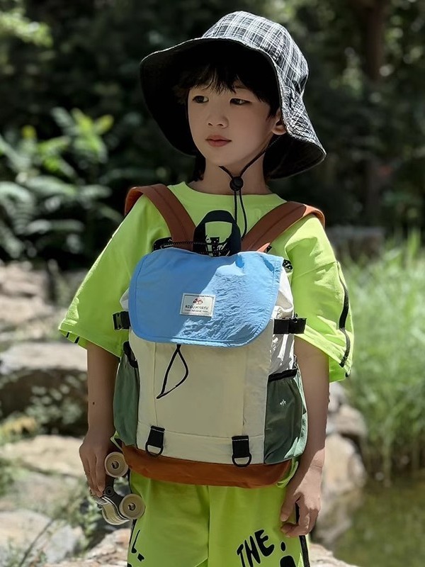 韓国スタイルのファッショナブルな男の子のバックパック、多用途でパーソナライズされたカラーマッチングの屋外用小型バックパック、幼稚園の女の子のベビースクールバッグ、トレンディです。|undefined