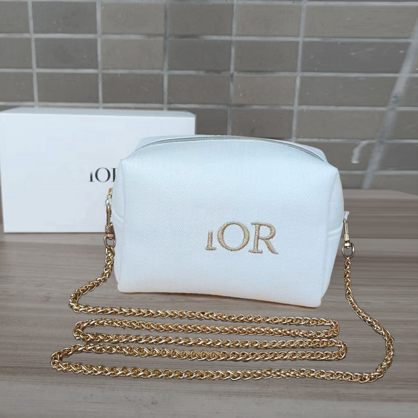 新品超希少デニム生地高级感ギフトポーチブルーホワイト化粧品収纳バッグ