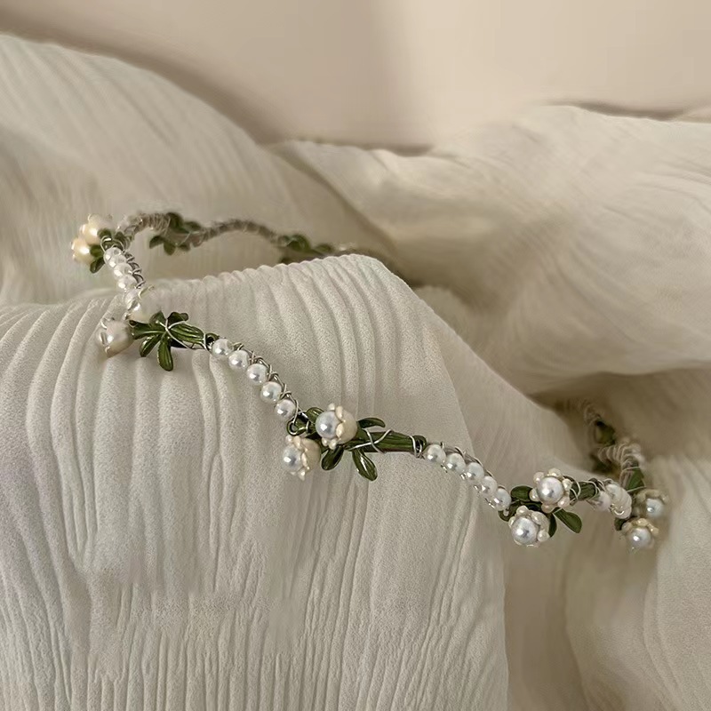 Frau Feenhafter Stil Süss Wellen Blume Imitationsperle Legierung Haarband display picture 4