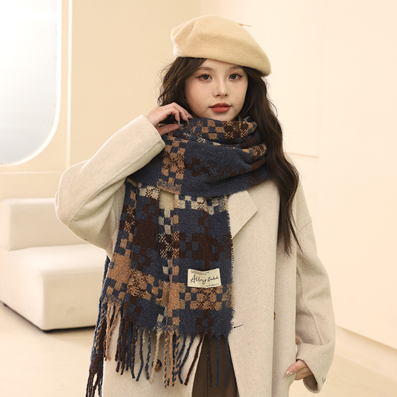 2024 new autumn and winter atmosphere plaid fringe warm for couples, thick long scarf gift_voghion.com