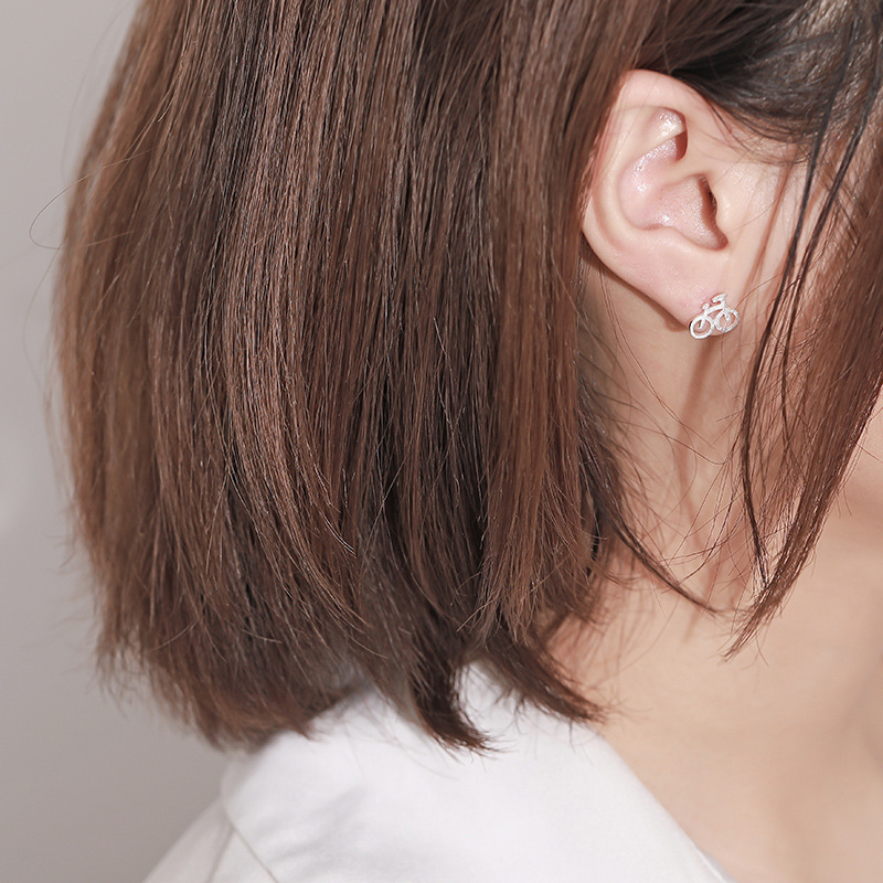 Bicycle Stud Earrings In Pure Silver For Women Simple And Versatile_voghion.com