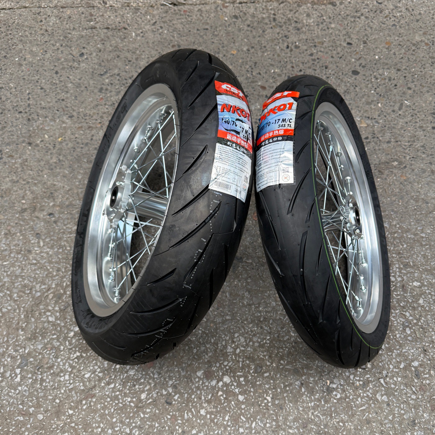 Suitable for Qiu Long Ji Feng modified front 110/70-17 and rear 140/70-17 widened semi-hot-melt NK01 slick tire rims