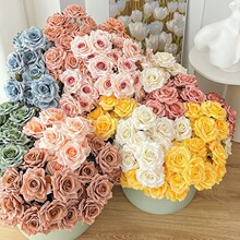 7头卡布奇诺玫瑰花跨境仿真花束婚庆用花玫瑰绢花装饰地排花批发