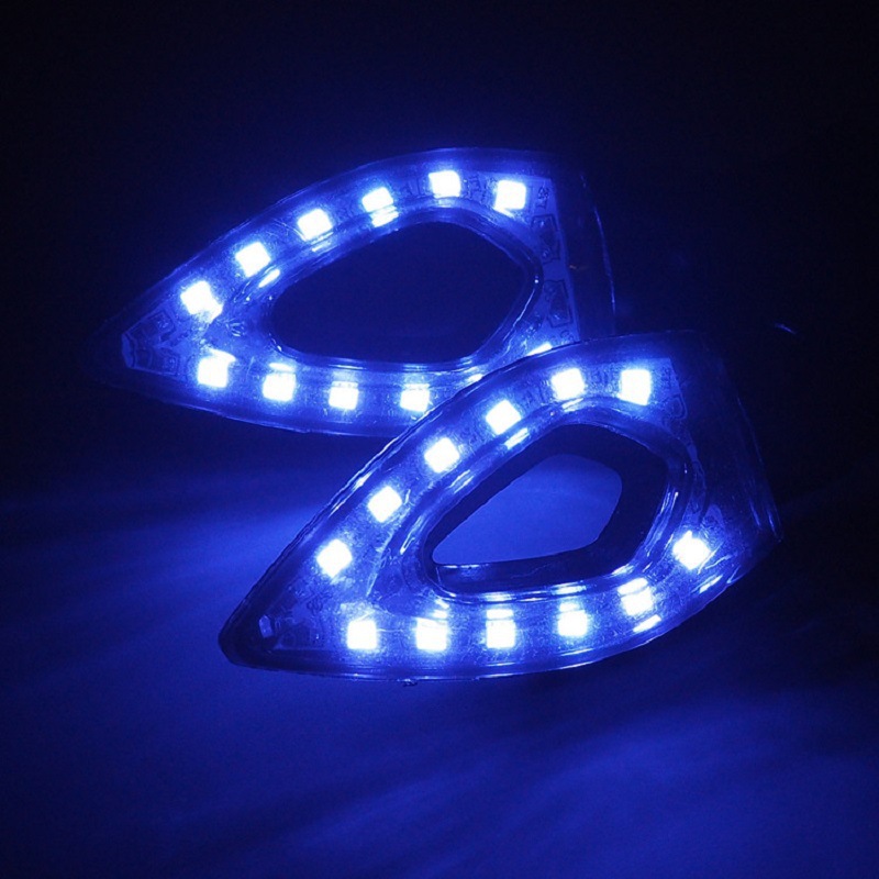 하트 모양의 중공 회전 신호 파란색 하나