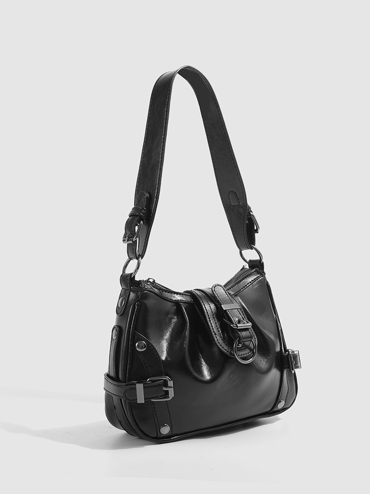 Comercio exterior 2025 nuevo nicho Zhonghuang cera de aceite bolsas axila de piel dulce y cool chicas calientes bolsas de motocicleta modernas bolsas de hombro de viaje de moda