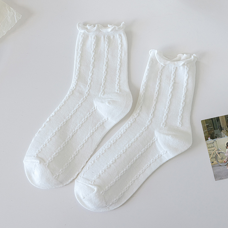 흰색 곰팡이 가장자리