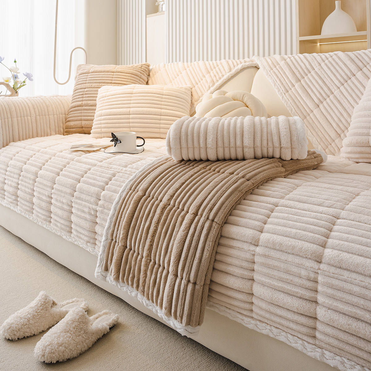 Cream Style Milk Velvet Sofa Cushion Autumn and Winter Plush Cushion Simple High-End Anti-Slip Cover 2025 New Cover Cloth