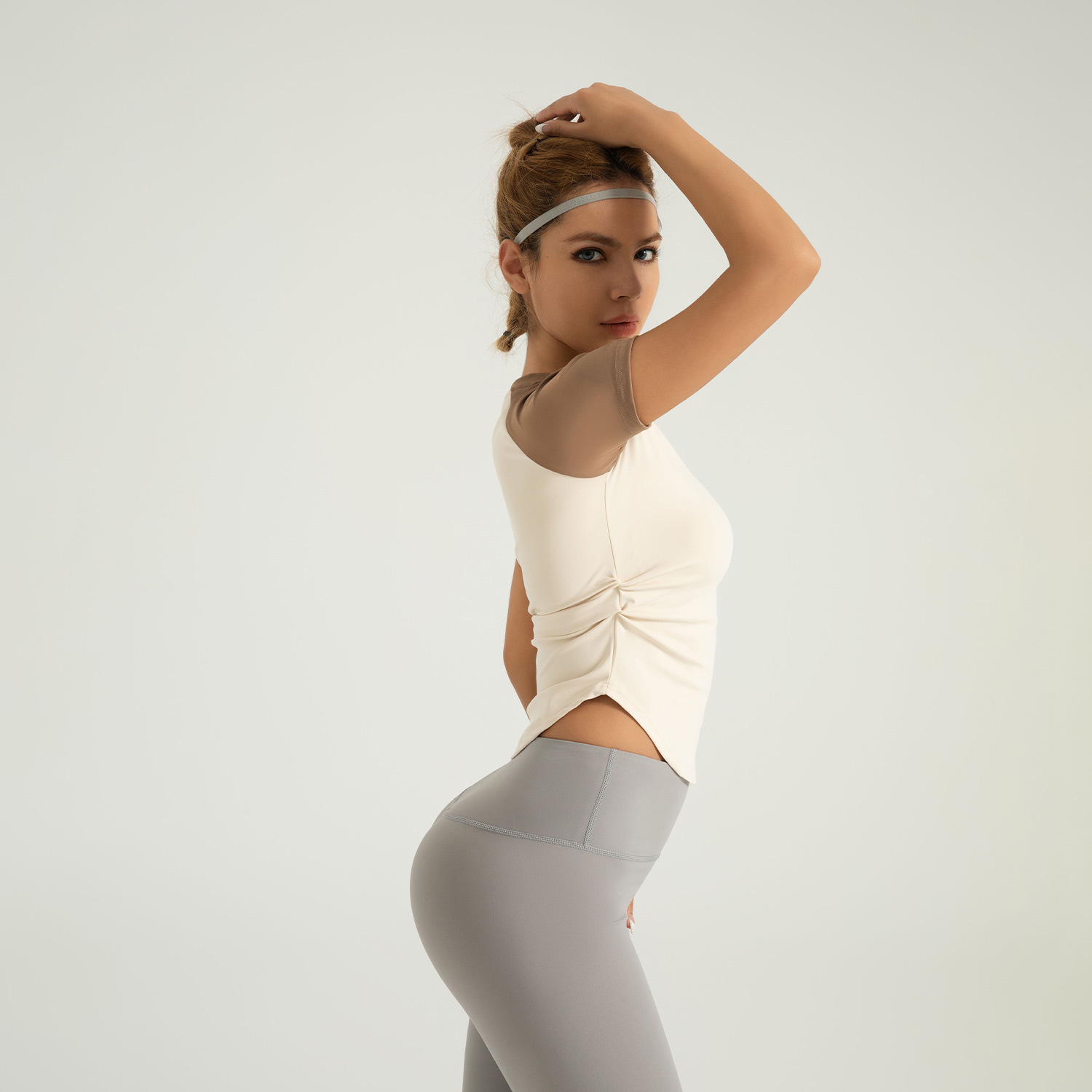 Área transfronteriza de colisión de color, ropa de vestir para mujeres, cintura reducida y delgada, yoga desnudo, ropa de ejercicio al aire libre