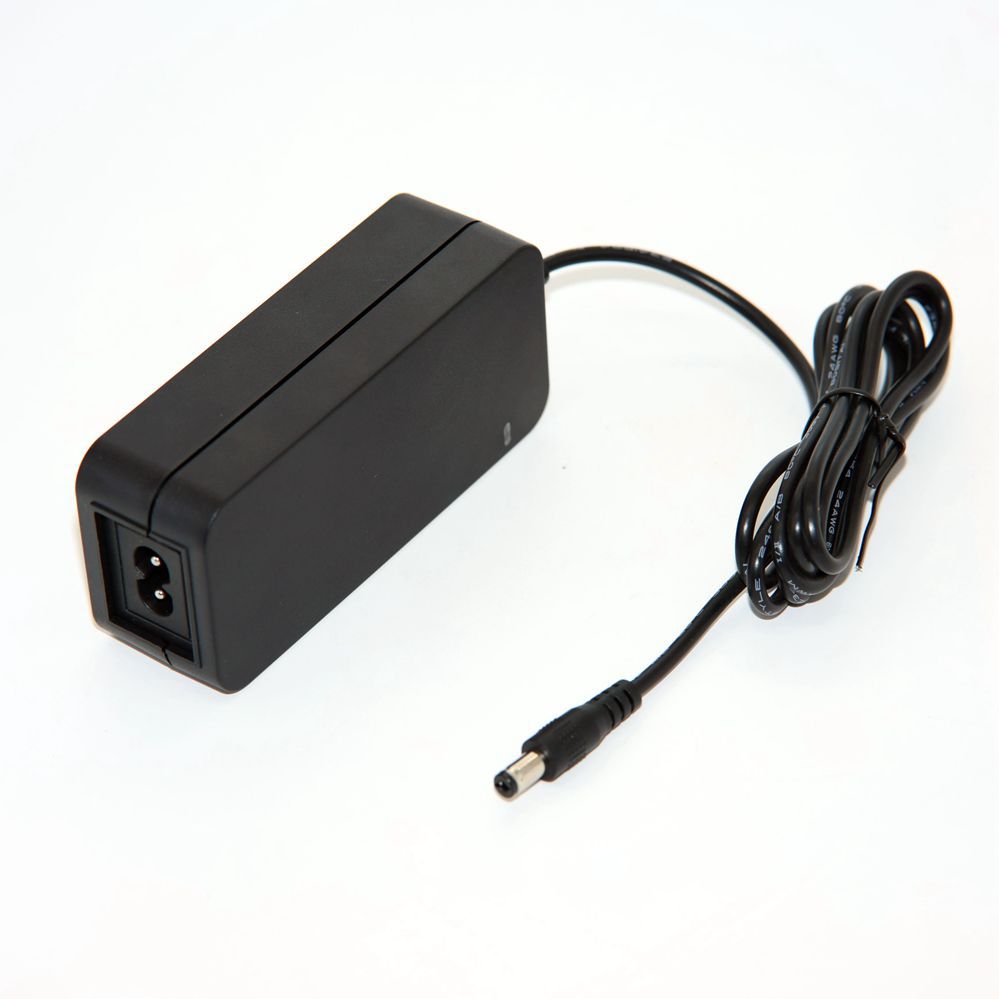 Desktop C8 8 Suffix Power Adapter 12V2A Ccc 3C Certification