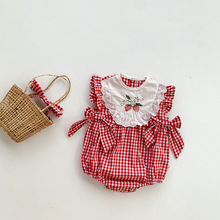 新生儿衣服夏季薄款女童无袖连体衣婴儿韩版红格子三角包屁爬爬服