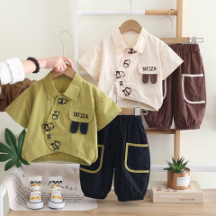 男の子スーツ夏 2025 新しい子供の夏服小中型子供トレンディな男の子カジュアル半袖シャツ子供服卸売